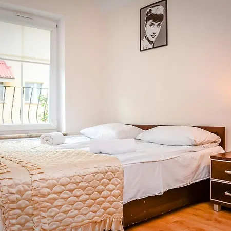 ベッド・アンド・ブレックファスト Stach 3*